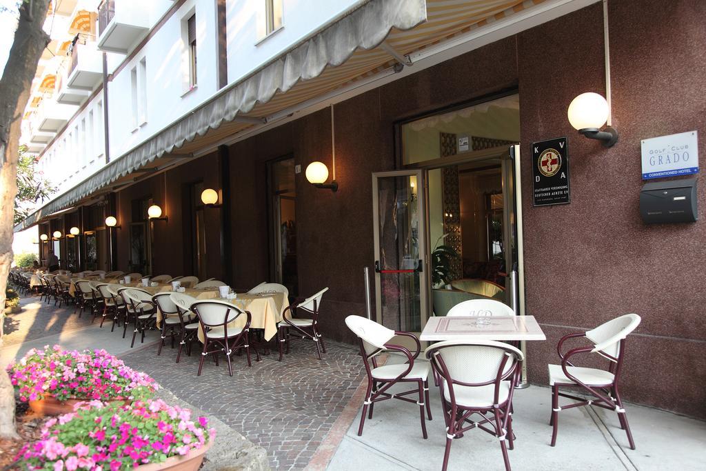 Hotel Diana Градо Екстериор снимка